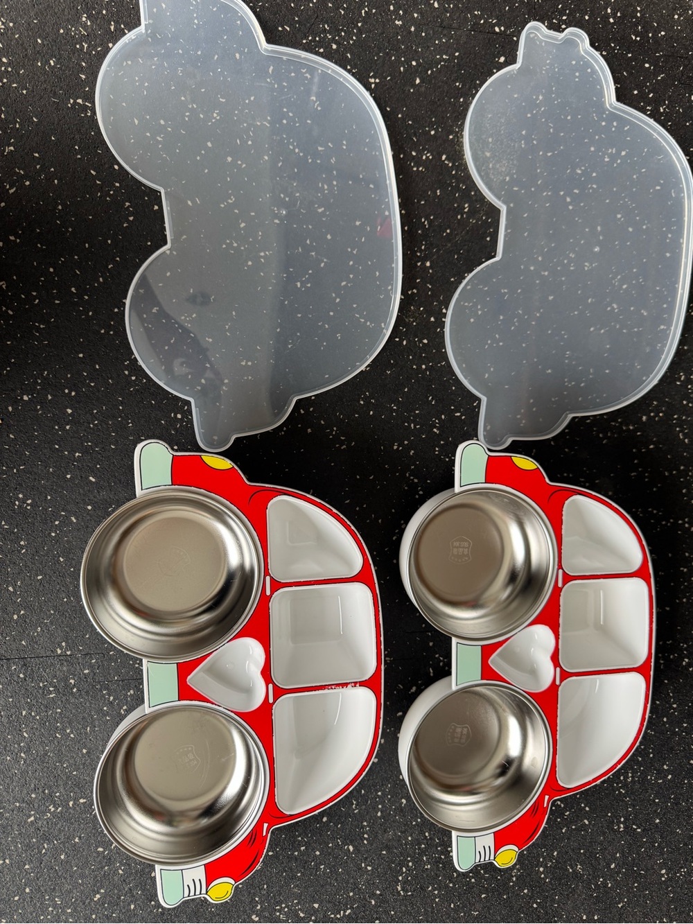 Set of 2 stainless steel fire truck bowls with lid